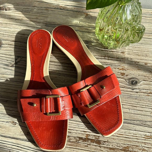 Gucci sandals size 8.5 great condition - Picture 1 of 11